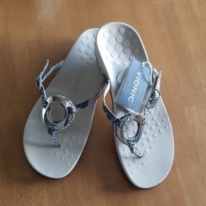 Vionic Karina Size 8 Sandal